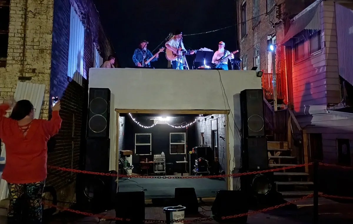 Occasional rooftop performance at Studio B